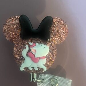 Glitter Minnie Mouse Ear Badge Reel with Marie Accent